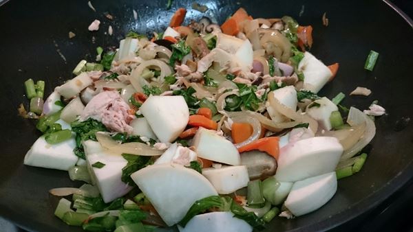 オリーブオイルでしっかり炒める!