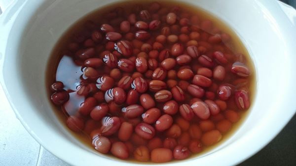 あずきは一晩浸水させます！