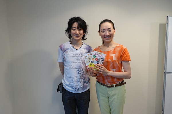 カメラマン逸見さんとパチリ。