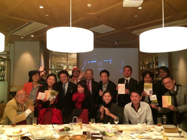 トークイベント後の懇親会でパチリ♪