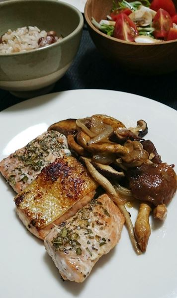 秋鮭の香草焼き♪