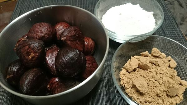 甜菜糖と黒砂糖でさっぱりした甘さに♪