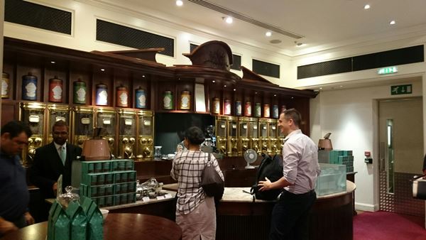 対面式の量り売りコーナー☆