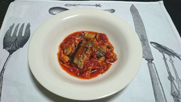 Ｎｅｗテーブルクロスとパチリ♪