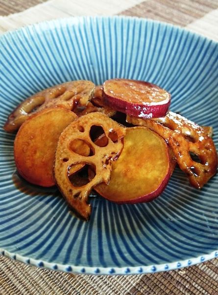 バルサミコソースで食べる「さつまいもとれんこんグリル」